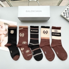 BALENCIAGA